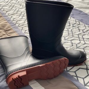 Mid calf rain boots never used